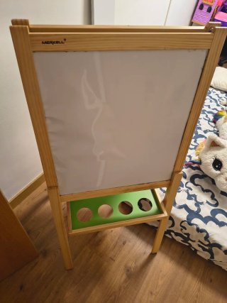Pizarra infantil de madera