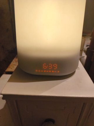 Despertador luminoso blanco