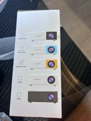 Mini Proyector LED YG300 Nuevo