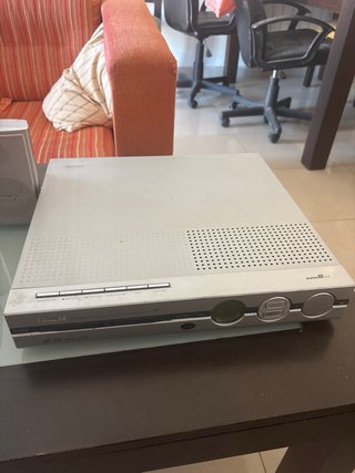 Home Cinema Philips LX7100SA 5.1 + subwoofer + 5 a