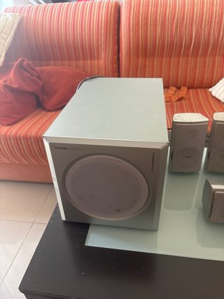 Home Cinema Philips LX7100SA 5.1 + subwoofer + 5 a