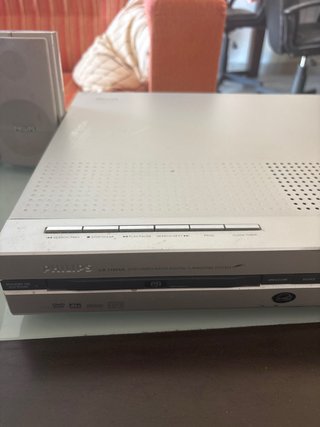 Home Cinema Philips LX7100SA 5.1 + subwoofer + 5 a