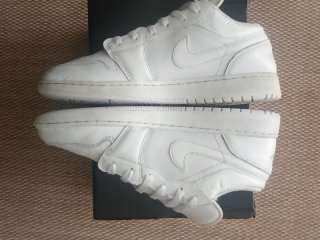 Air Jordan 1 Low Triple White Talla 40