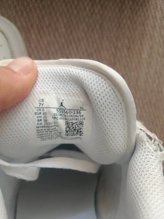 Air Jordan 1 Low Triple White Talla 40