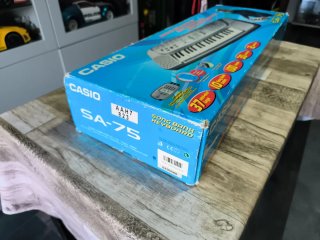 Teclado Musical Casio SA-75