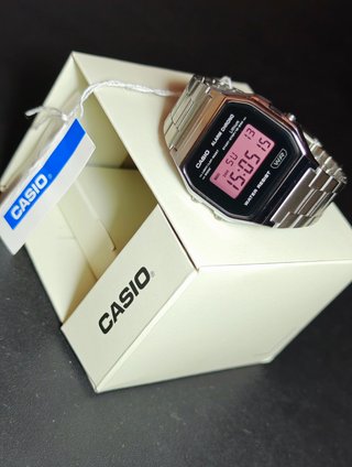Reloj Casio A158 - Rosa y Plateado