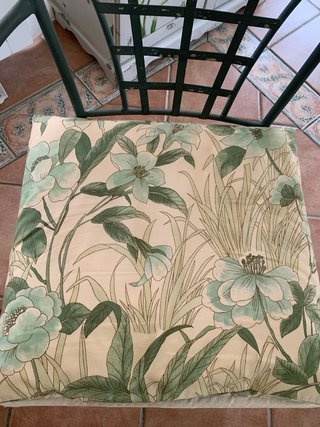 Mesa y 6 sillas de comedor