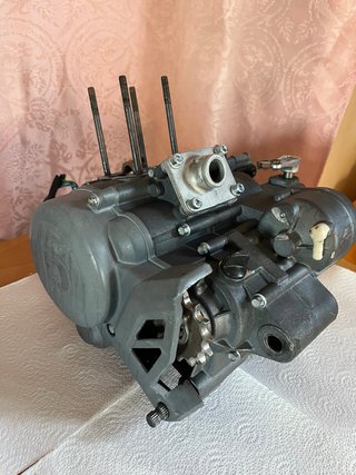 Motor Derbi €4