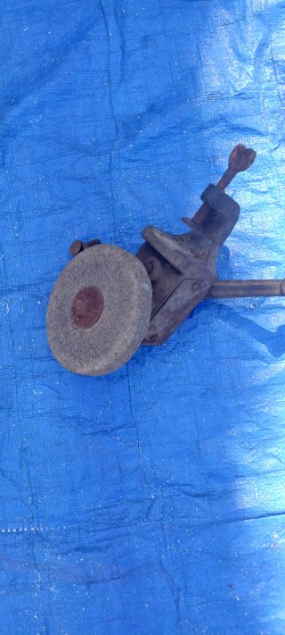 Afilador de cuchillos antiguo