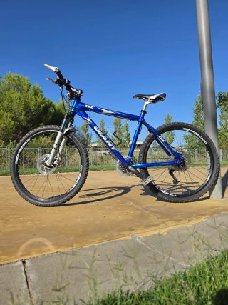 Bicicleta Giant XTC Talla M 26