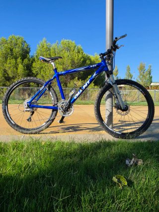Bicicleta Giant XTC Talla M 26