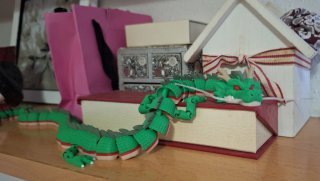 Figura Dragón Shenron Verde dragonball