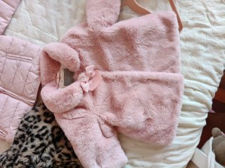 Abrigo rosa niña talla 1 año
