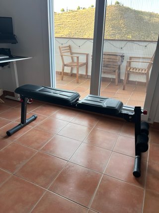 Banco,Kettlebell 8kg y discos de pesas