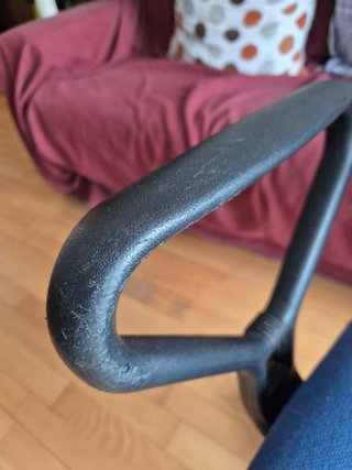 Silla de escritorio azul y negra