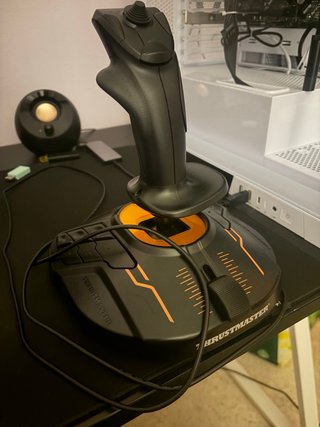 Thrustmaster T16000M Joystick