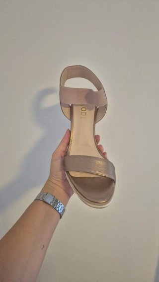Sandalias Lodi tacón rosa y blanco
