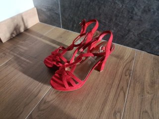 Zapatos de tacón Marypaz rojos talla 37 en su caja