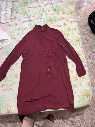 Vestido plateado brillante manga larga