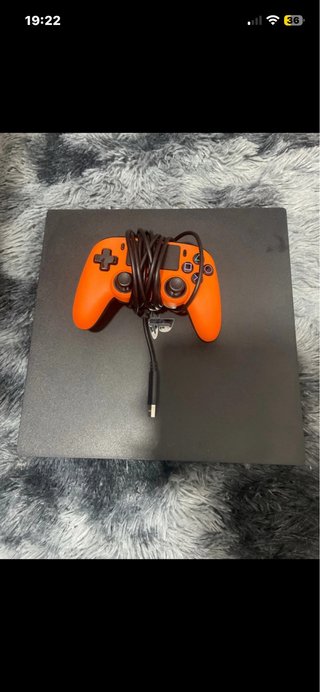 Ps4 Pro 1TB + FC25 + 3 Mandos