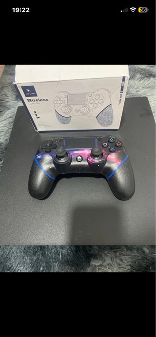 Ps4 Pro 1TB + FC25 + 3 Mandos