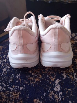 Scarpe Puma Rosa e Bianche