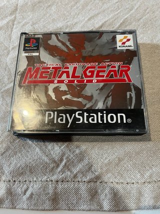 Metal Gear Solid PlayStation PAL 2 Discos