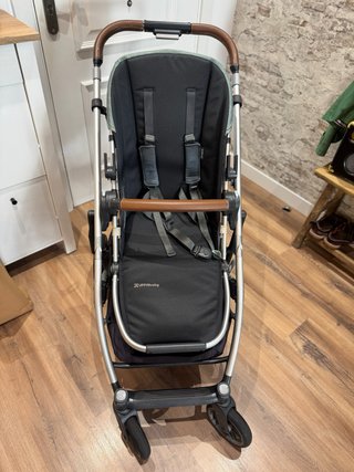 Carro Uppababy Cruz V2 con capazo