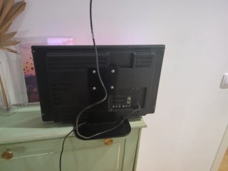 Televisor/monitor  OKI 21 pulgadas
