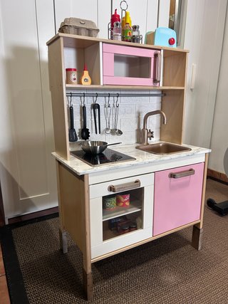 Cocinita infantil personalizada con accesorios