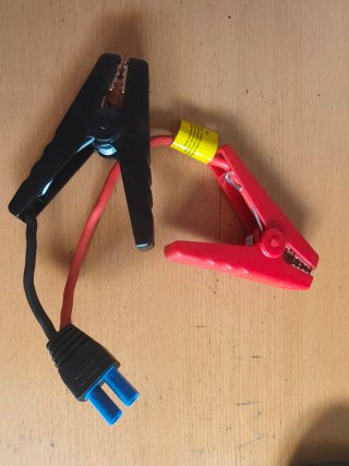 ARRANCADOR Baterias 12V + INFLADOR Eléctrico