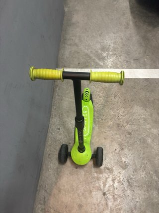 Patinete Sawyer 3 ruedas verde