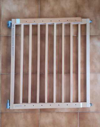 Barrera de seguridad Munchkin madera