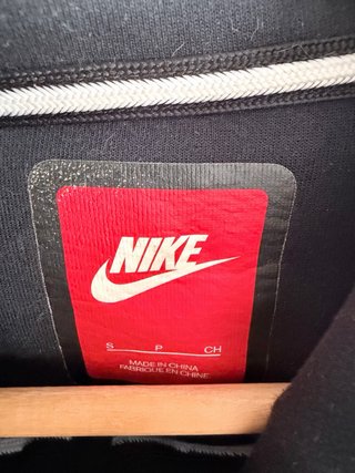 Chaqueta Nike Tech