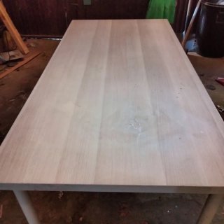 Mesa de escritorio de madera