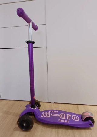 Patinete Micro Maxi Deluxe LED Morado