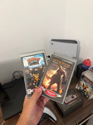 Sony PSP-2004 Nero + Pacchetto Giochi + Caricatore