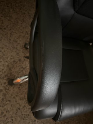 Silla de oficina negra