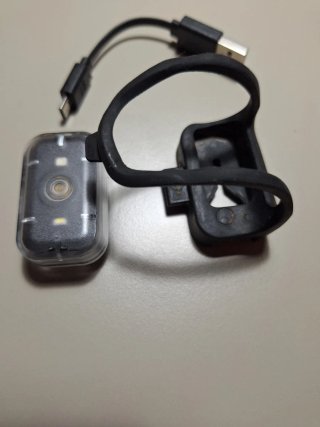 Luz trasera bicicleta con soporte tija