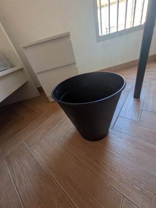 Mesa montable de madera,silla plegable(negociable)