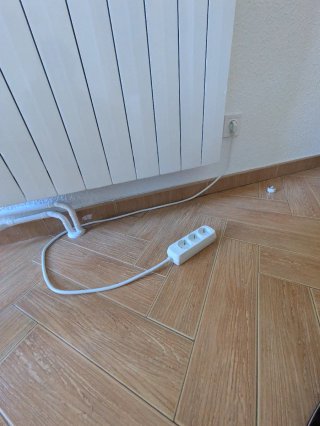 Mesa montable de madera,silla plegable(negociable)