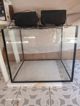 Acuario cubo