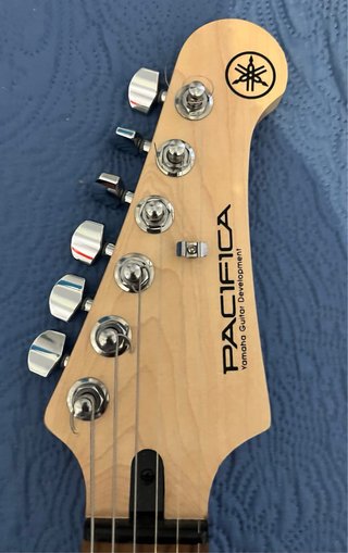 Guitarra Eléctrica Yamaha Pacifica PAC112V OVS