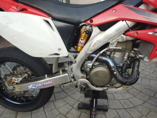 Honda CRF 450R Motocross Roja y Blanca