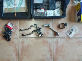 Honda CRF 450R Motocross Roja y Blanca