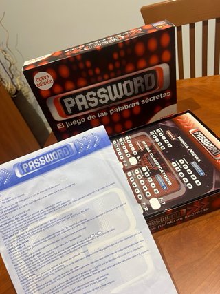 Juego de mesa Password