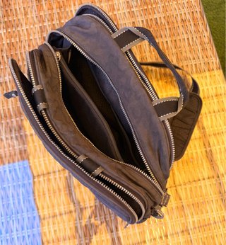 Bolso, saco y cambiador Tous