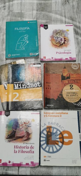 Se venden libros de 2 de Bachillerato