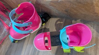 Conjunto de patines, protecciones y mochila