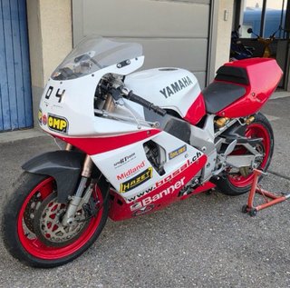 Yamaha YZF 750R - Moto Deportiva